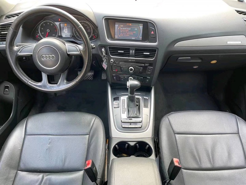 济宁15年奥迪Q55