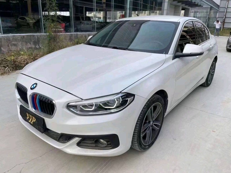 济宁19年宝马1系2