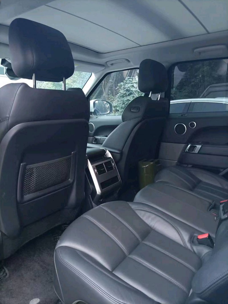 嘉兴17年路虎揽胜运动3