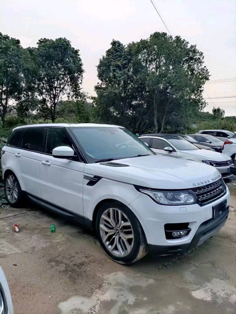 嘉兴17年路虎揽胜运动8