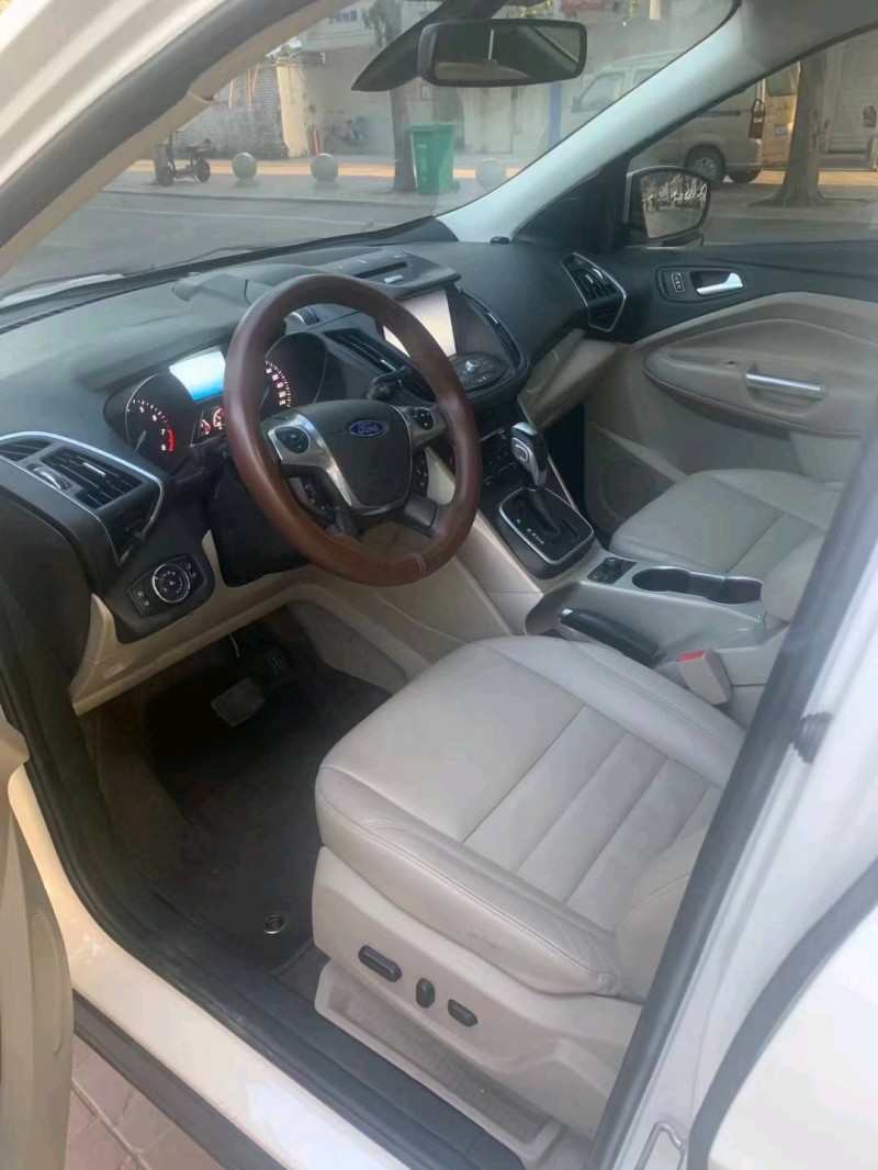 淮南14年福特翼虎6