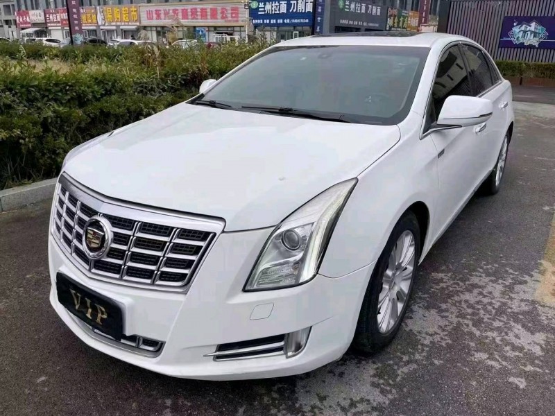 济宁13年凯迪拉克XTS2