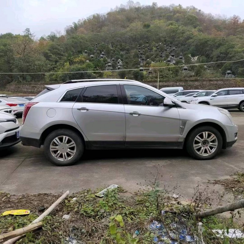 嘉兴11年凯迪拉克SRX8