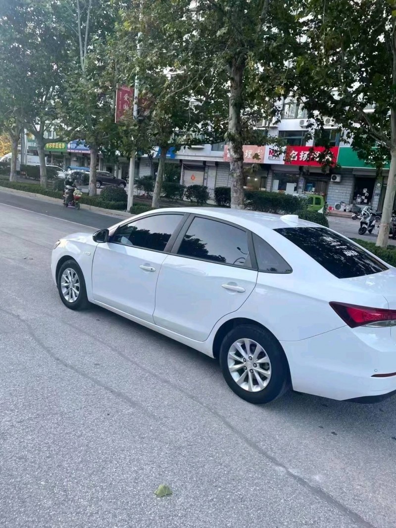 枣庄18年别克英朗3