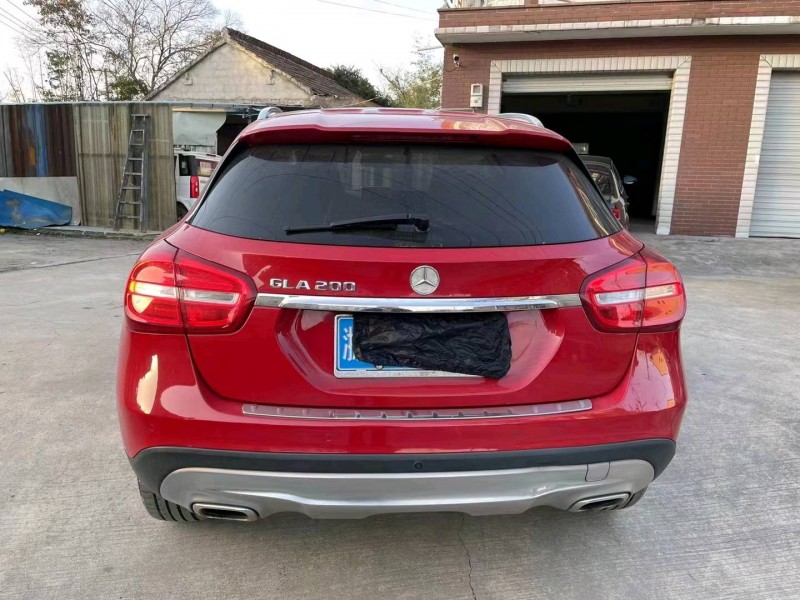 嘉兴16年奔驰GLA3