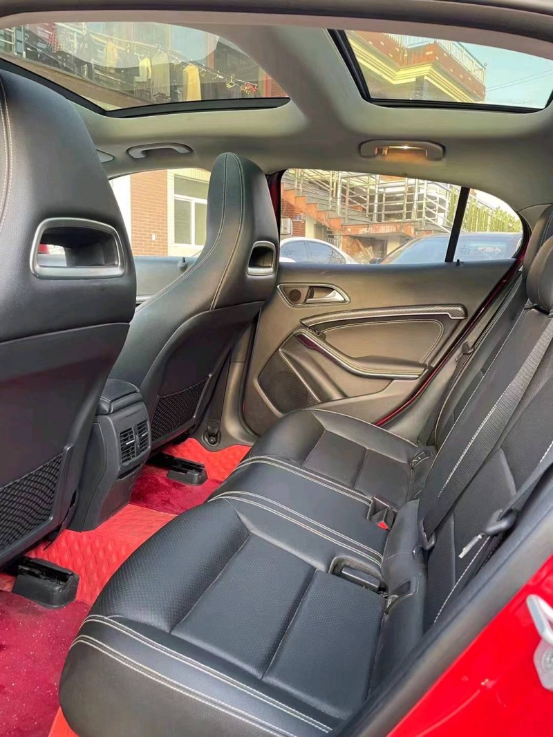 嘉兴16年奔驰GLA4