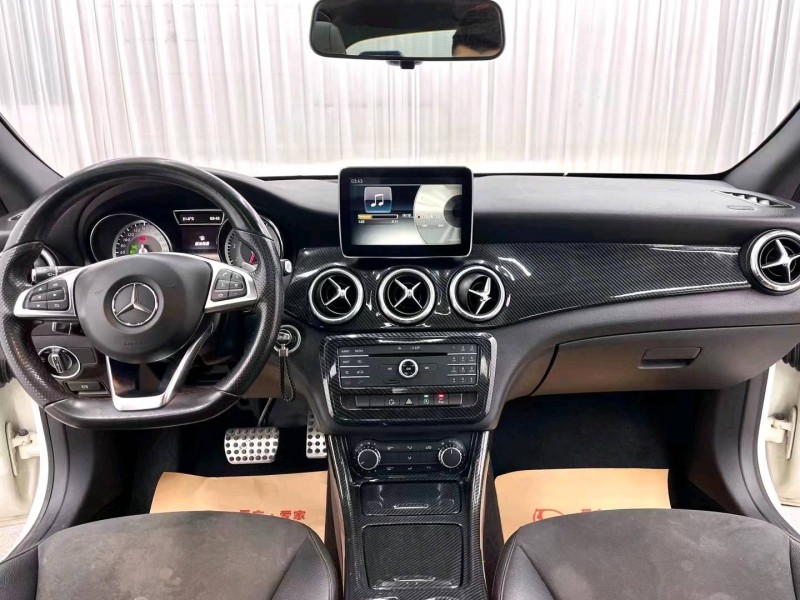 临沂15年奔驰CLA4