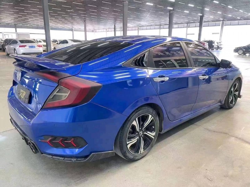 济宁17年本田思域6