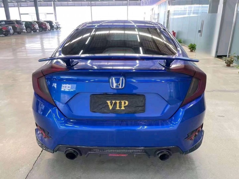 济宁17年本田思域9