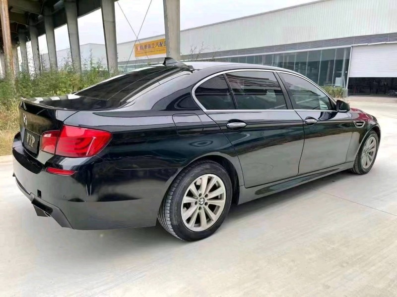 济宁11年宝马5系8