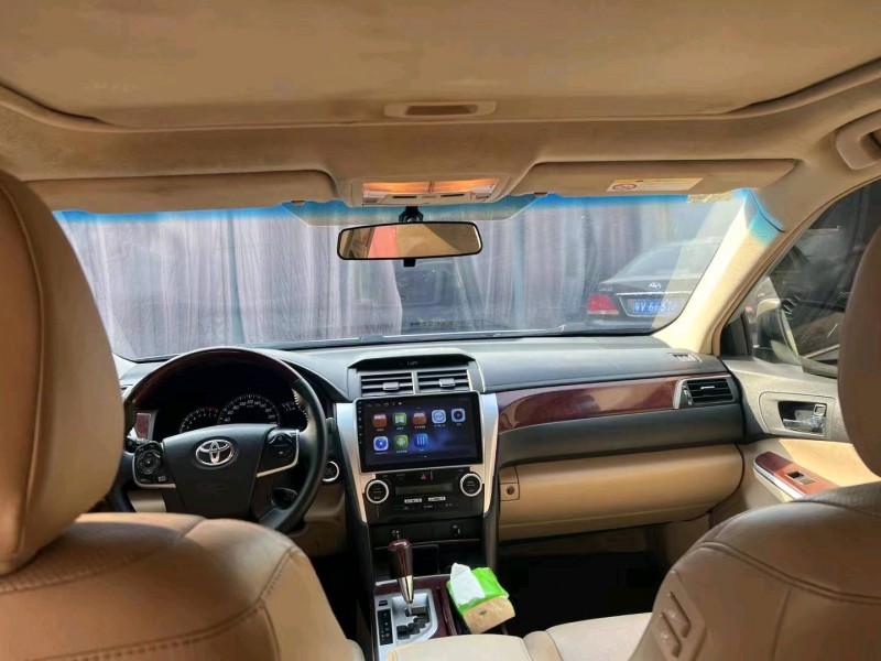 保定12年丰田凯美瑞5