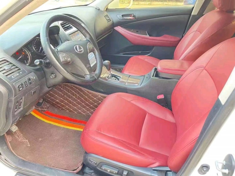 济宁12年雷克萨斯ES6