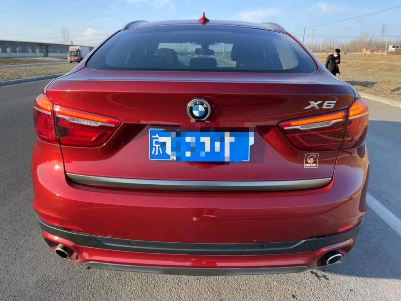 北京18年宝马X69