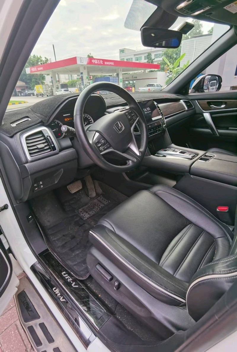 东莞18年本田URV6