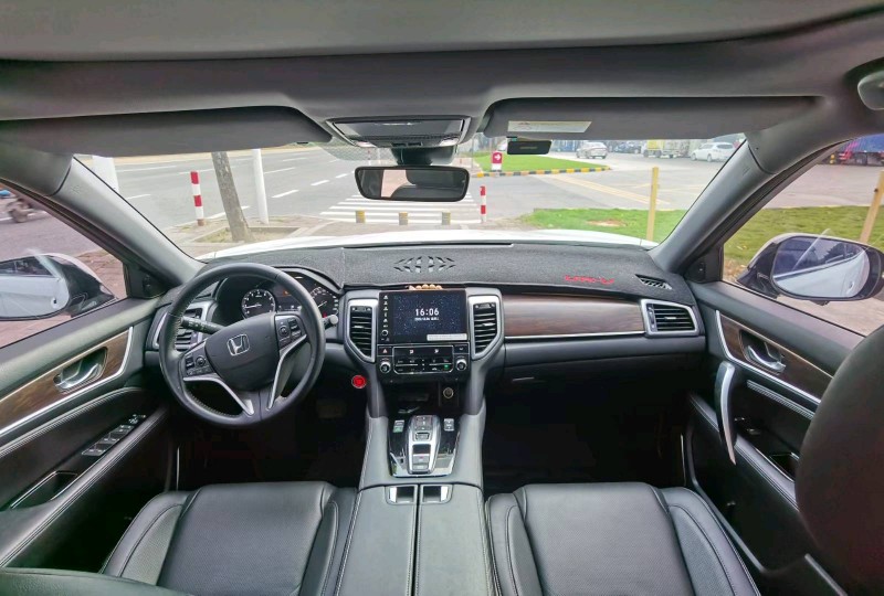 东莞18年本田URV8