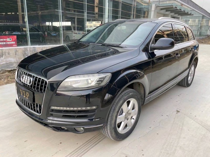 济宁12年奥迪Q72