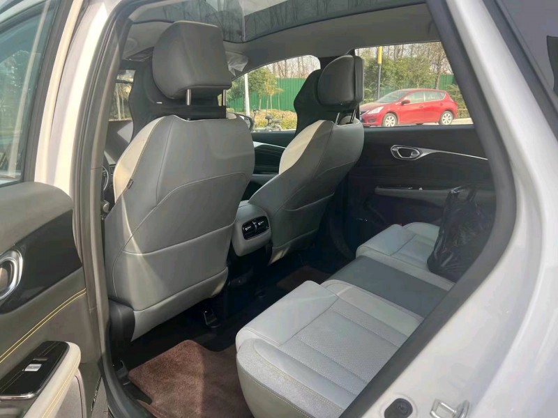 济宁22年传祺埃安4