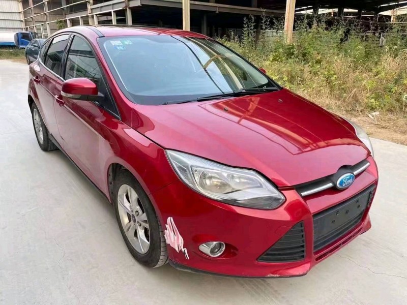 济宁13年福特福克斯3