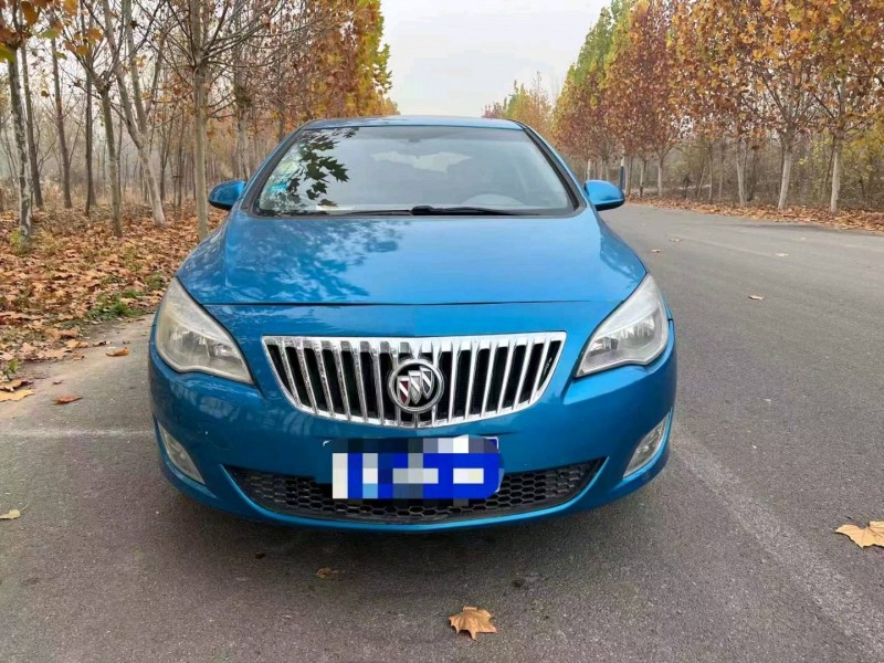 枣庄13年别克英朗1