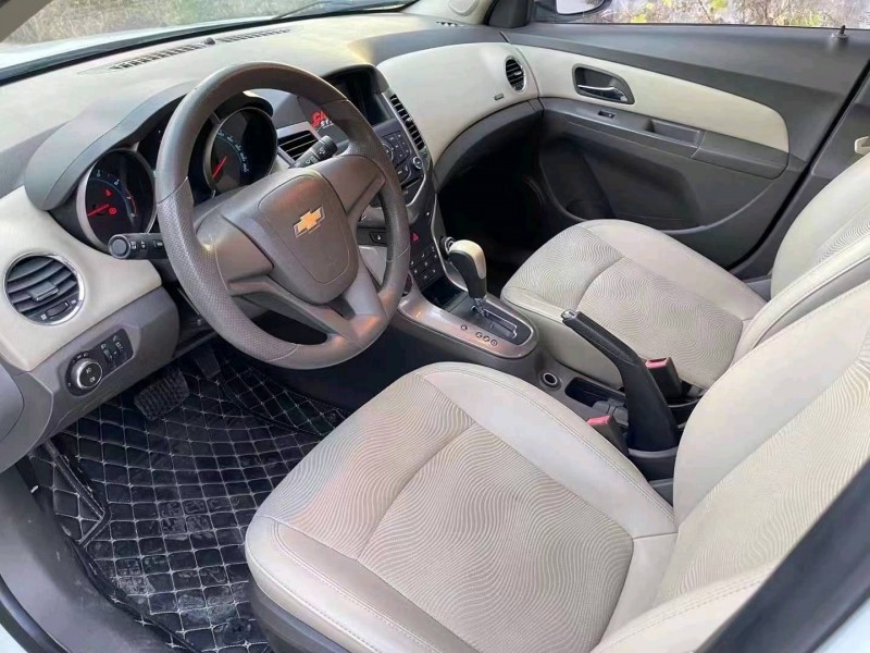 济宁16年雪佛兰科鲁兹6