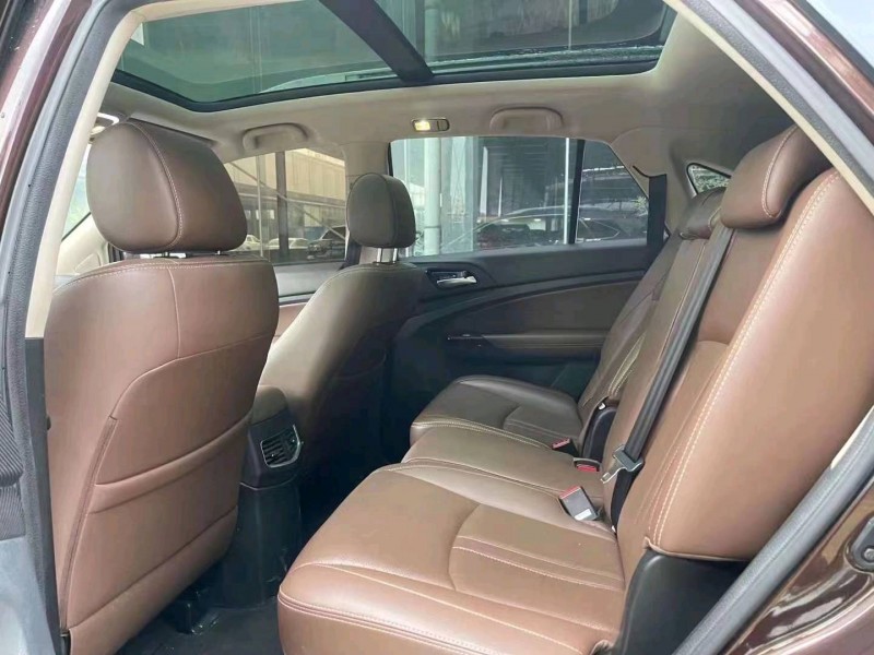 济宁16年比亚迪S75