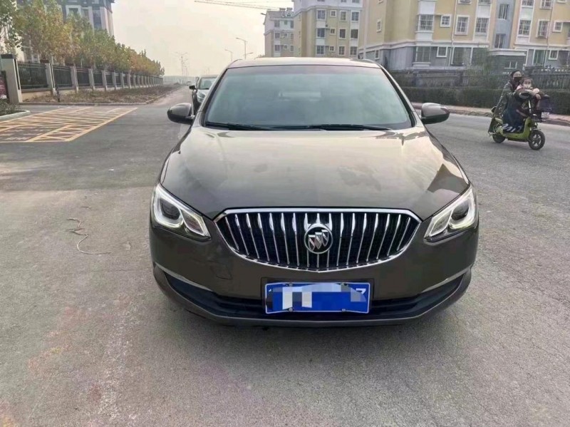 枣庄17年别克英朗1