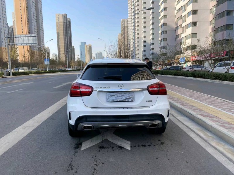 石家庄18年奔驰GLA9