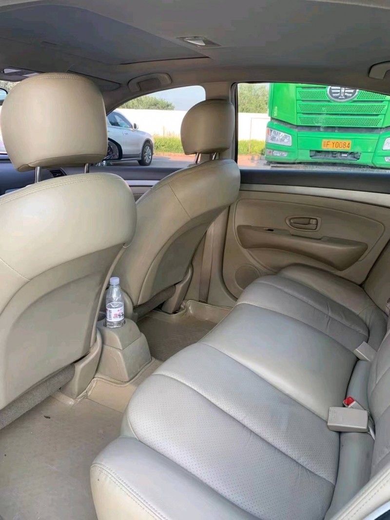 保定13年日产轩逸4