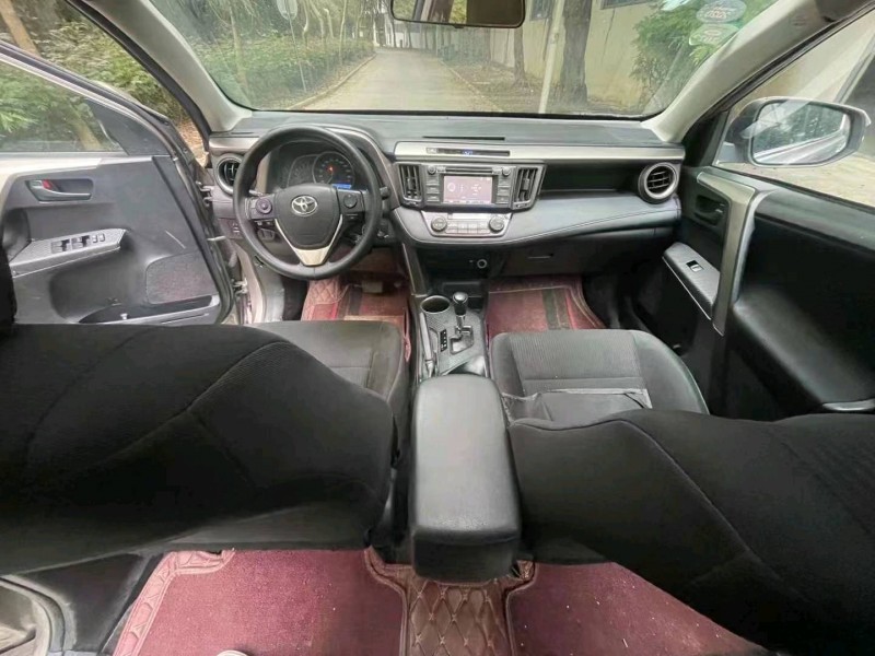 珠海16年丰田RAV4荣放9