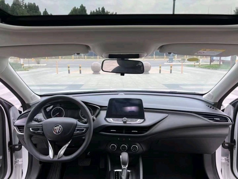 枣庄22年别克威朗5