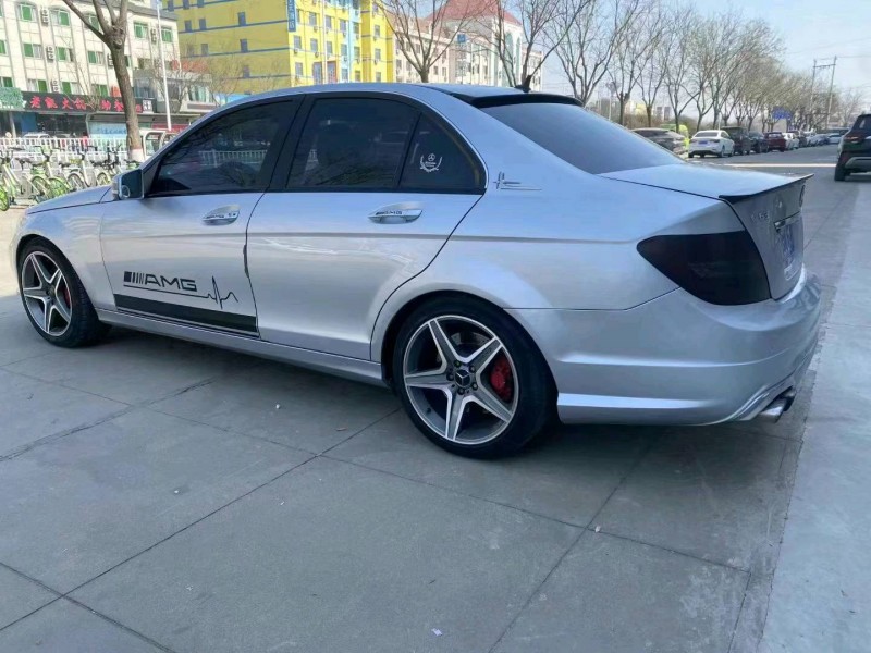 潍坊13年奔驰C8
