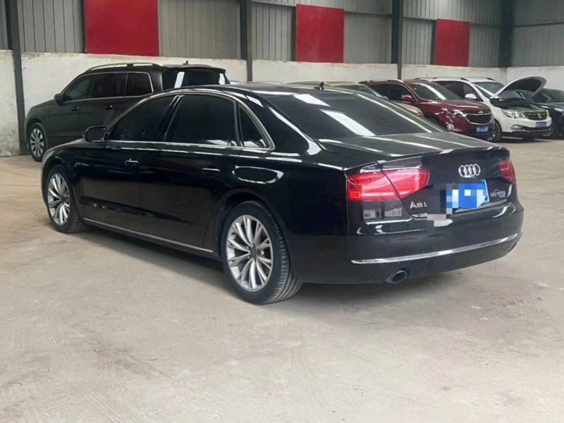 石家庄12年奥迪A8L5