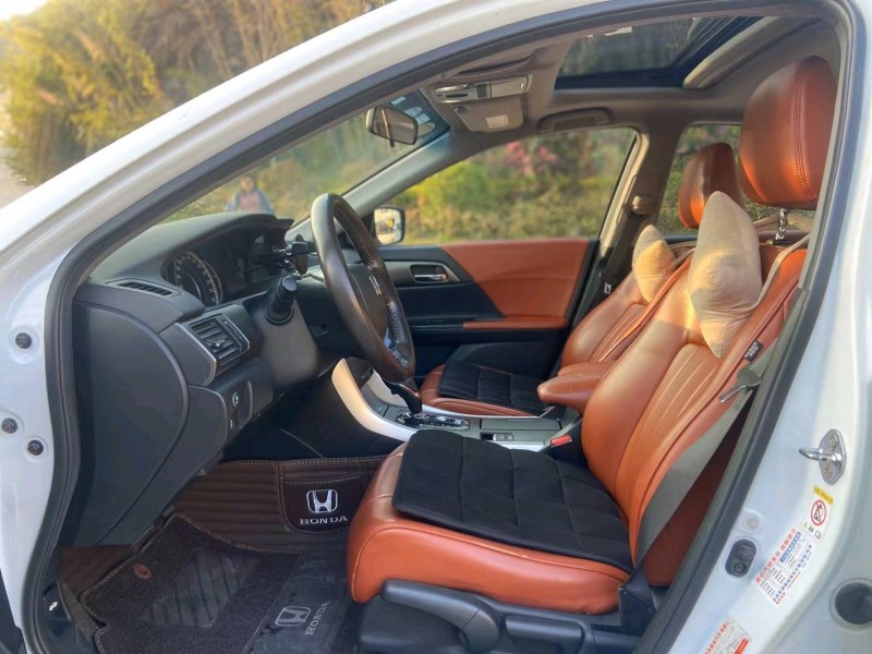 广州16年本田雅阁7