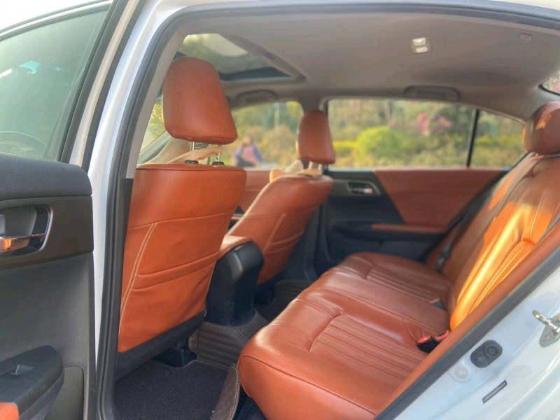 广州16年本田雅阁9