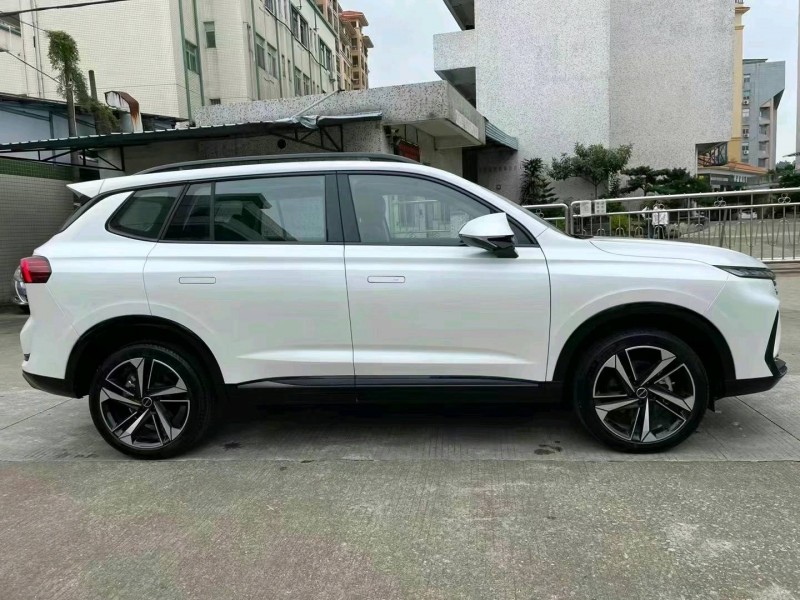 中山22年榮威RX52