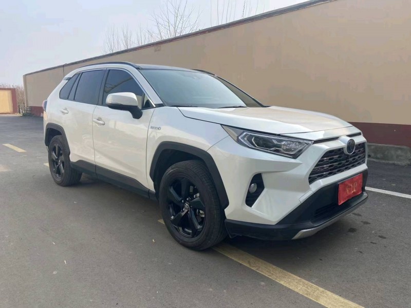 青岛20年丰田RAV47