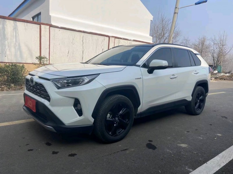 青岛20年丰田RAV48