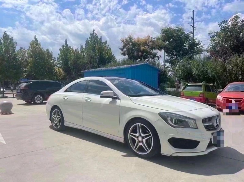 北京16年奔驰CLA3