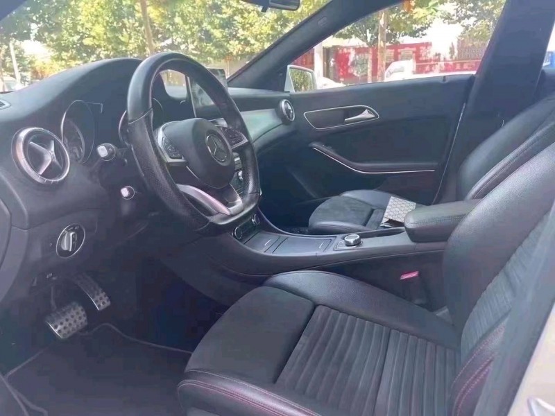 北京16年奔驰CLA4