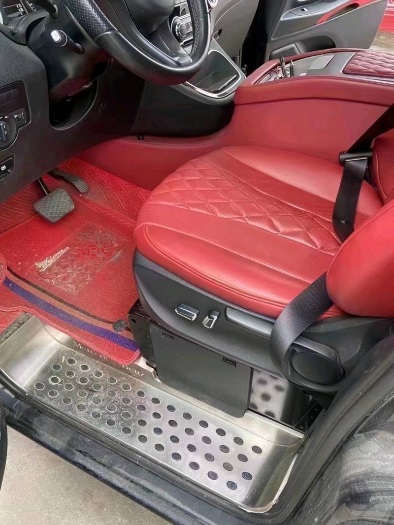 枣庄19年奔驰威霆4