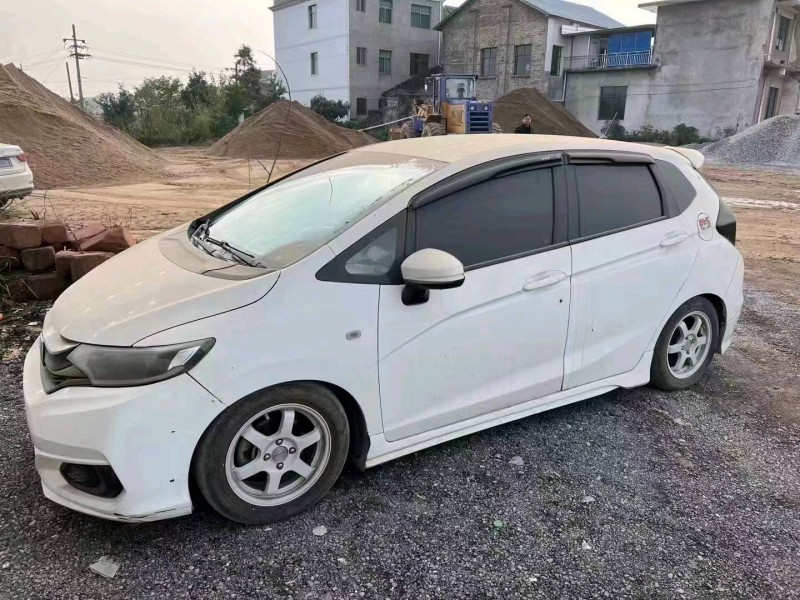 邯郸19年本田飞度2