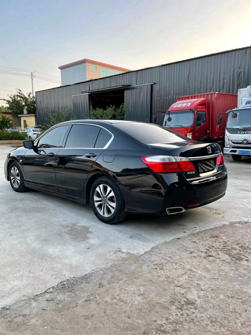 临沂14年本田雅阁8