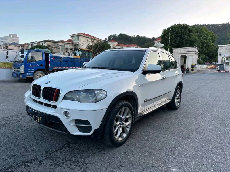 广州13年宝马X52