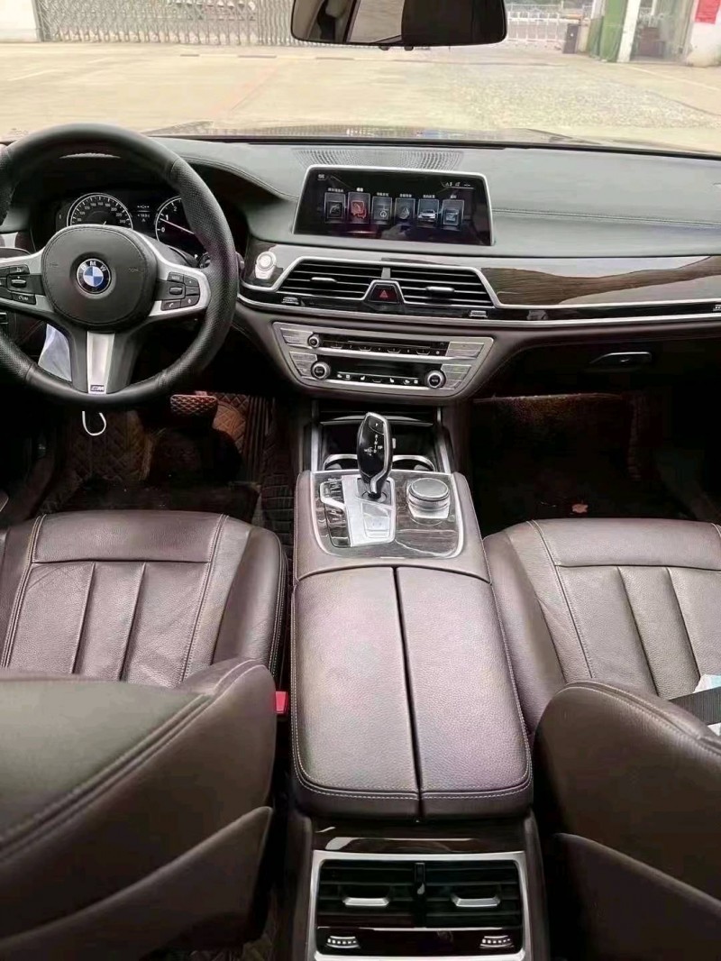 济宁16年宝马7系4