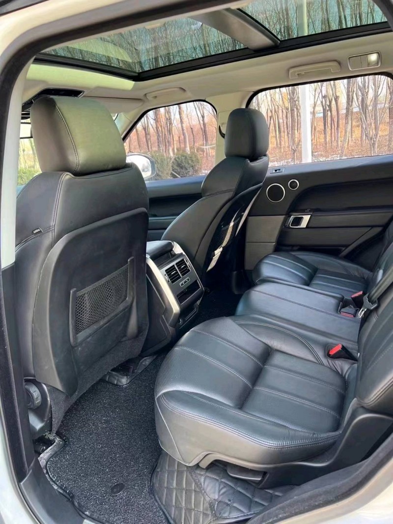 沈阳17年路虎揽胜运动7