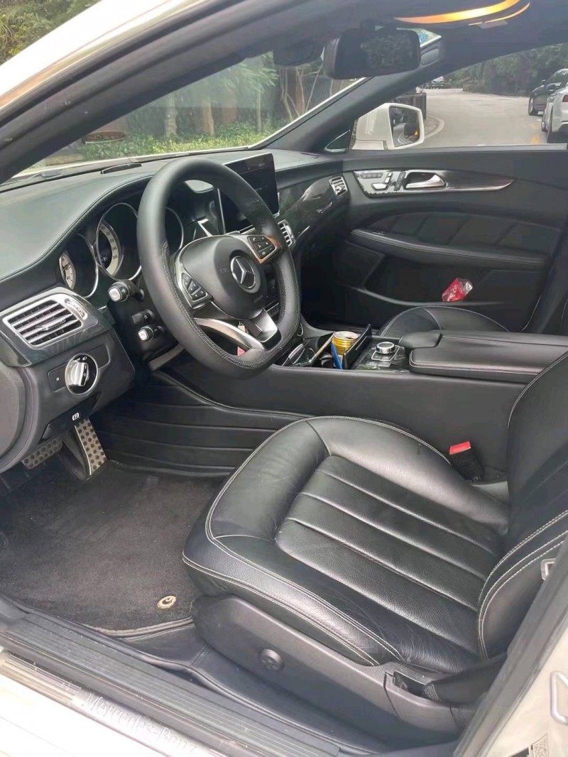 青岛17年奔驰CLS8