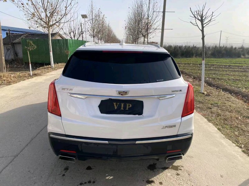 东营16年凯迪拉克XT58