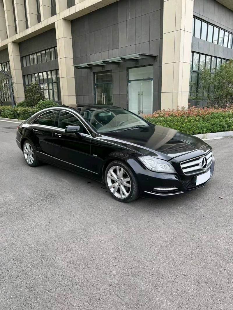 徐州12年奔驰CLS3