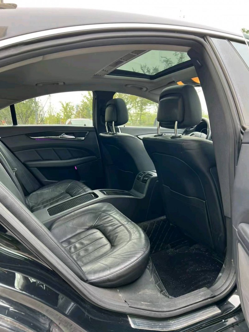 徐州12年奔驰CLS4