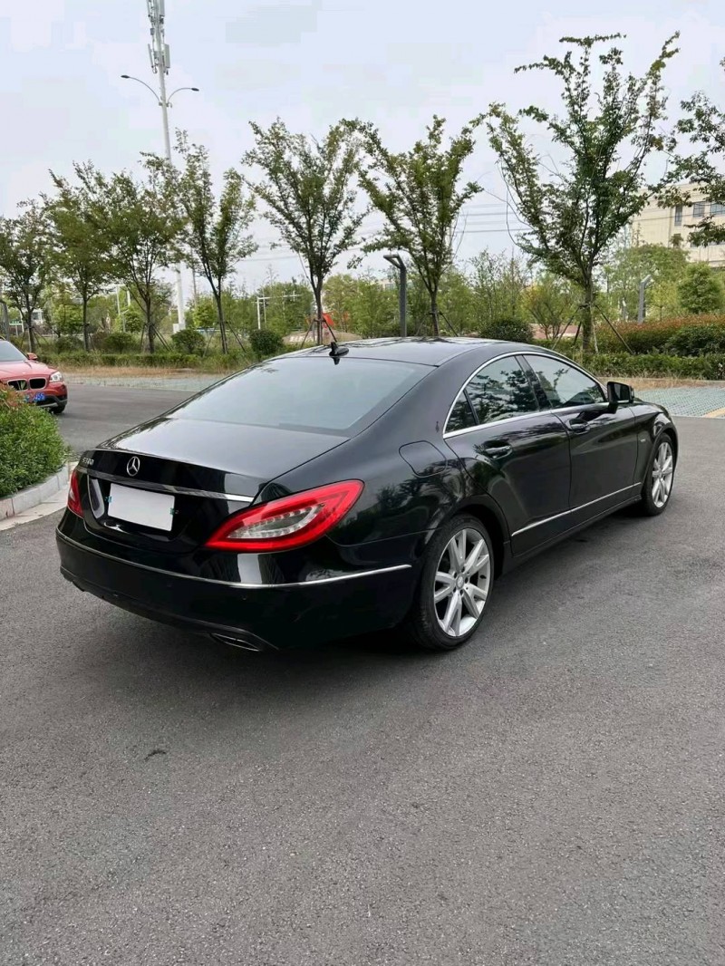 徐州12年奔驰CLS7